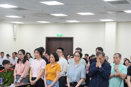 Ông chủ Vàng Phú Cường chuyển trái phép hơn 425 triệu USD qua biên giới