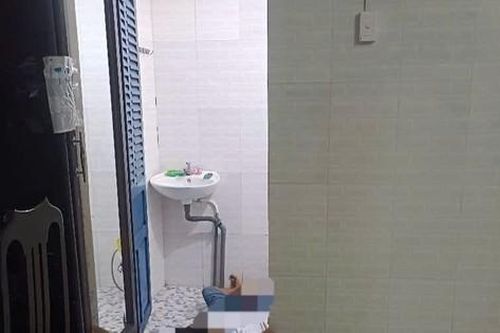Người đàn ông tử vong tại nhà trọ, bên cạnh có vỉ thuốc nhạy cảm