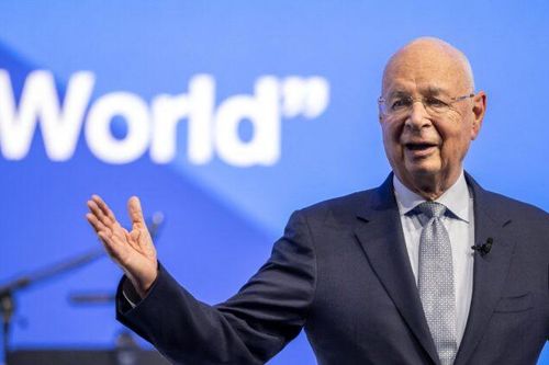 Ông Klaus Schwab rút khỏi vị trí Chủ tịch Hội đồng quản trị WEF