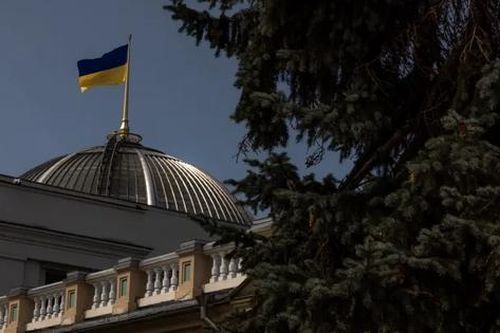 Ukraine nêu điều kiện để kết thúc thiết quân luật