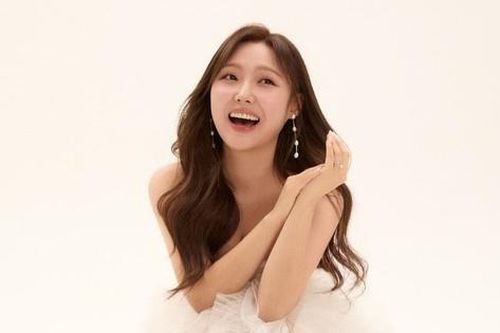 Ca sĩ Min (miss A) lấy chồng, danh tính chú rể gây tò mò