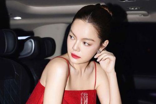 Phạm Quỳnh Anh hiếm hoi 'đụng mặt' một sao nữ Vbiz, thái độ dành cho đối phương gây chú ý
