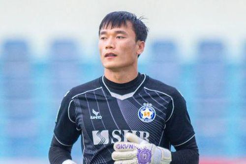 Thủ môn Bùi Tiến Dũng quá hay