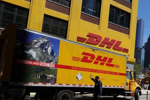 Dân Mỹ 'than trời' vì 'ông lớn logistic' DHL tạm ngừng vận chuyển hàng hóa trên 800 USD