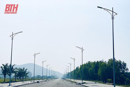 'Ghi điểm' từ hạ tầng giao thông, Khu Kinh tế Nghi Sơn 'đón sóng' đầu tư