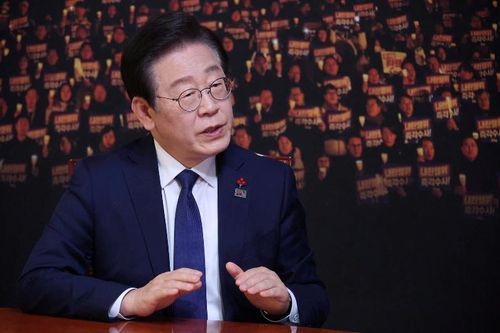 Cuộc chạy đua vào Nhà Xanh: Ứng viên Lee Jae-myung nới rộng khoảng cách