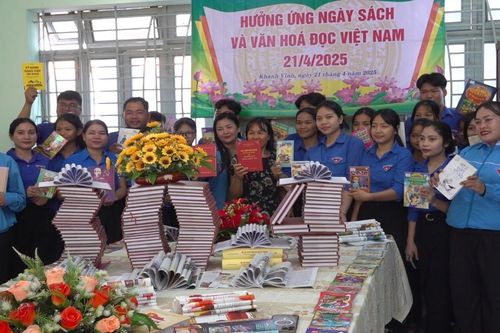 Huyện đoàn Khánh Vĩnh hưởng ứng Ngày Sách và Văn hóa đọc Việt Nam