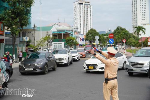 Bảo đảm trật tự, an toàn giao thông dịp nghỉ lễ và cao điểm du lịch hè 2025
