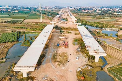 Hà Nội lấy đầu tư công dẫn dắt, kích hoạt, thu hút đầu tư xã hội