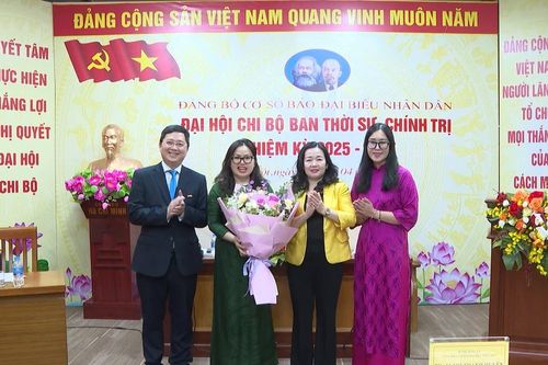 Đại hội Chi bộ Ban Thời sự - Chính trị nhiệm kỳ 2025 - 2027