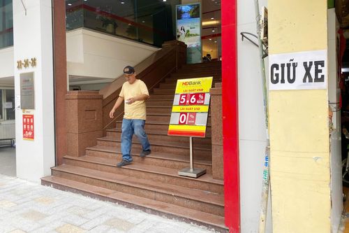 Tiền gửi tiết kiệm dân cư ở TP. Hồ Chí Minh liên tục tăng