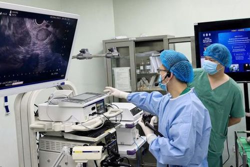 Lần đầu tiên thực hiện nội soi siêu âm tại Tây Nam Bộ
