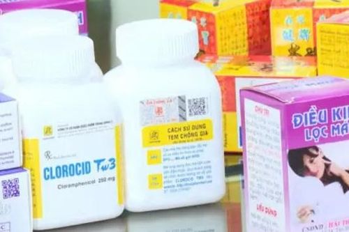 Phát hiện thuốc giả 'đội lốt' thuốc thật