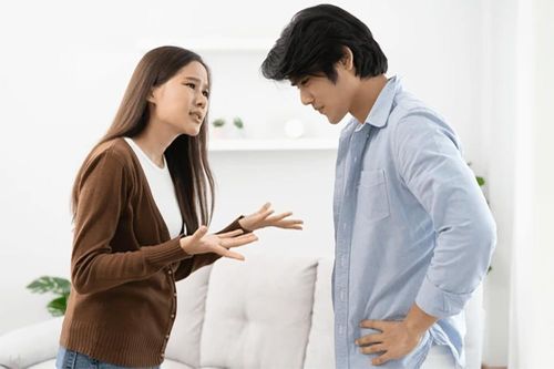 Lương 15 triệu không đủ mua trà sữa cho tôi nhưng bạn trai cứ đòi cưới sớm