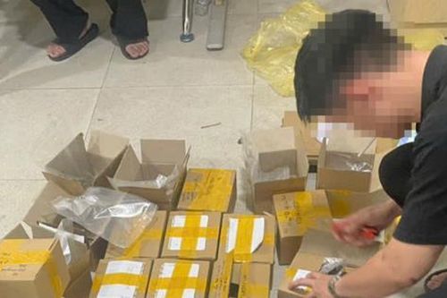 Bóc gỡ ổ nhóm lợi dụng dịch vụ giao hàng công nghệ để bán ma túy