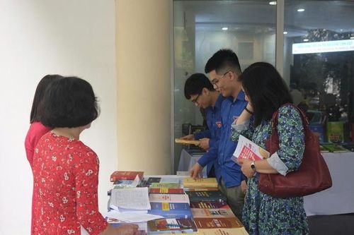 Sách và AI: Kết nối tri thức trong kỷ nguyên số