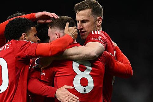 Nottingham Forest đánh bại Tottenham để vào top 3 Ngoại hạng Anh