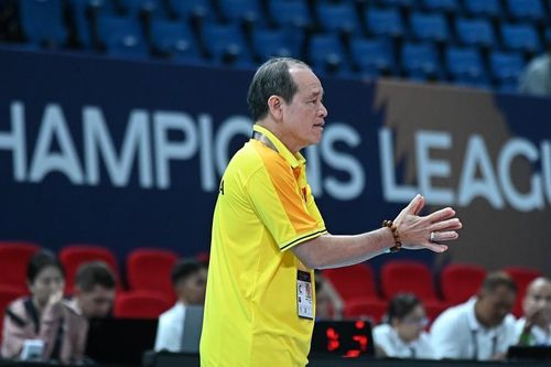 Trần Thị Thanh Thúy nhận quyết định quan trọng từ HLV, giúp đội nhà thắng trận đầu tiên ở giải châu Á