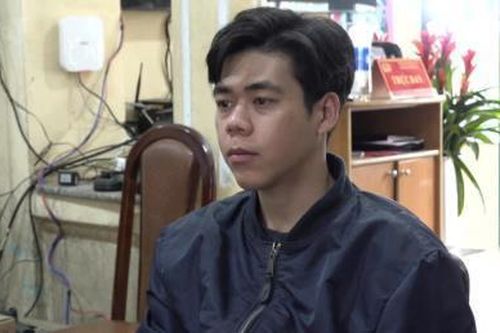 'Đạo chích' khoắng điện thoại