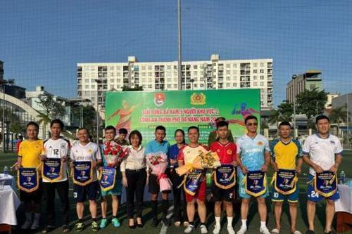 Khai mạc Giải bóng đá nam Khu vực II - CATP Đà Nẵng năm 2025