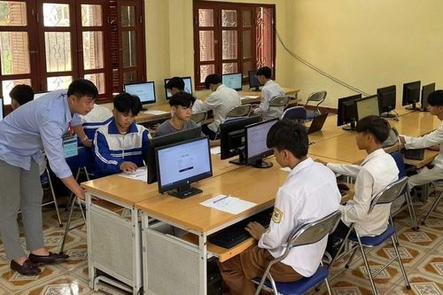 Từ 'làm quen' đến 'làm chủ' khảo thí trên nền tảng công nghệ