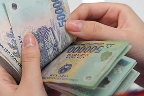 Phía sau cách tính lương nhân viên bảo hiểm mỗi tháng 1 lượng vàng