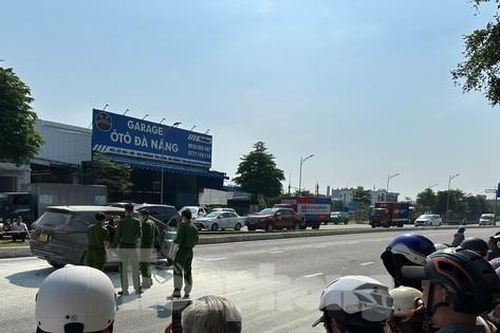 Đà Nẵng: Phong tỏa hiện trường người đàn ông tử vong trong xe bốc cháy