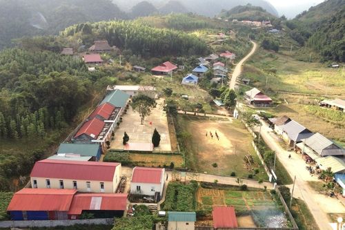 Hành trình xóa 'trắng đảng viên' ở 26 bản người Mông