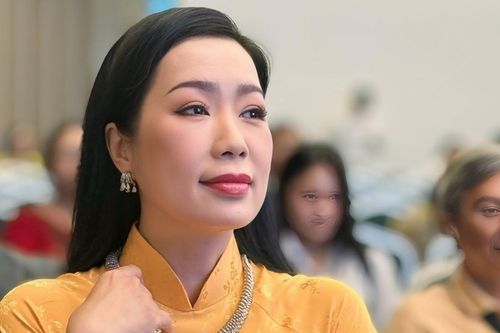 NSND Trịnh Kim Chi dùng sân khấu để giáo dục lòng yêu nước