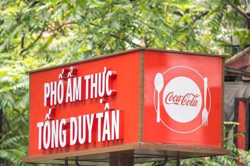 Check-in văn hóa, thưởng vị Hà thành tại phố ẩm thực Tống Duy Tân