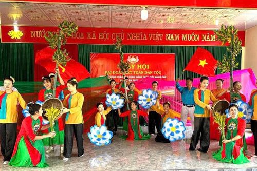Xây dựng làng văn hóa tiêu biểu - Cốt ở sức dân
