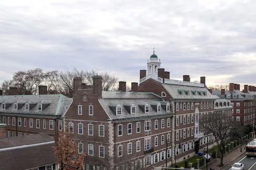 Đại học Harvard kiện chính quyền Tổng thống Donald Trump