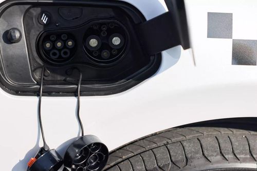 Các nhà khoa học Nga tìm ra giải pháp cho cuộc khủng hoảng pin lithium