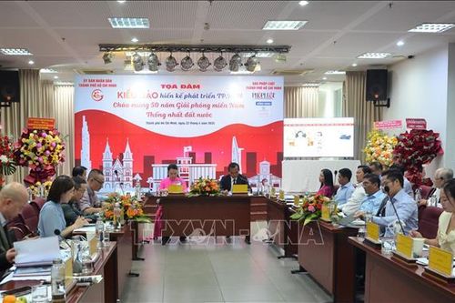 Kiều bào hiến kế phát triển Thành phố Hồ Chí Minh