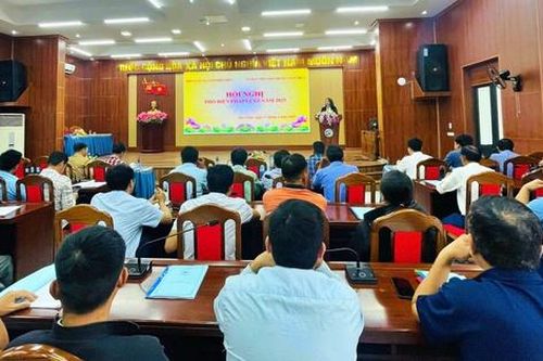Hội Luật gia tỉnh Điện Biên tuyên truyền pháp luật cho cán bộ thôn, bản