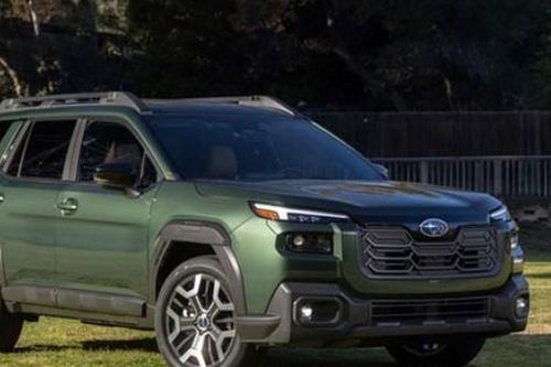 Subaru Outback thế hệ mới lộ diện, thiết kế gây tranh cãi