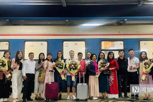 Bình Định xây dựng sản phẩm du lịch mới từ tàu hỏa và tàu biển