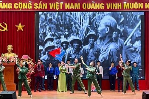 Hà Nội: Quận Hai Bà Trưng kỷ niệm 50 năm Ngày giải phóng miền Nam, thống nhất đất nước