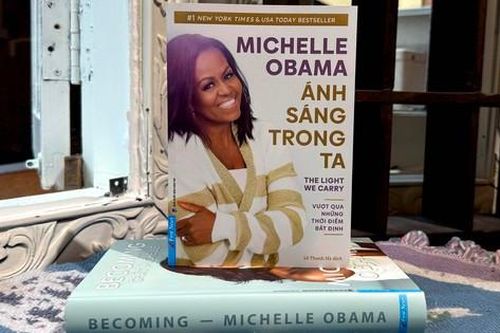 Cuốn sách tiết lộ những bí mật của cựu Đệ nhất Phu nhân Mỹ Michelle Obama