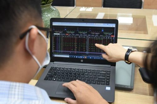 Thấy gì từ những con số trong mùa đại hội cổ đông thường niên năm 2025?