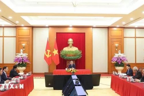 Tổng Bí thư Tô Lâm điện đàm 'nối hai bờ đại dương' với Tổng thống Nam Phi