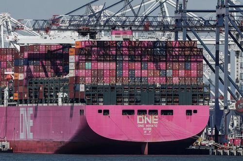 Ông Trump giảm phí cập cảng đối với tàu Trung Quốc