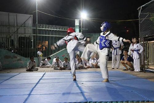 Tăng cường vận động ở trẻ