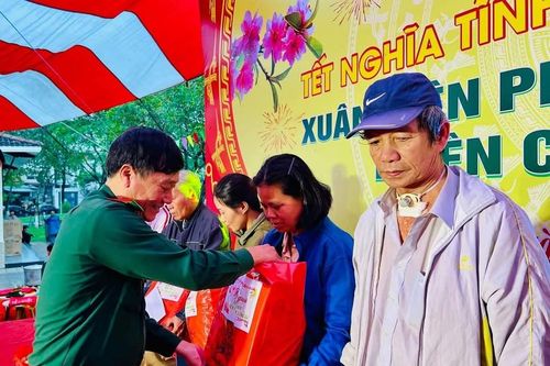 15 năm 'Nghĩa tình Thuận Phước'