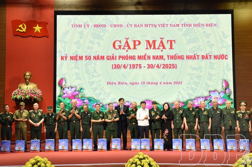 Trọn nghĩa tri ân, vẹn tình đồng đội
