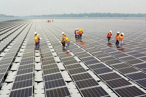 Mỹ áp thuế đến 271% chống bán phá giá pin mặt trời từ Việt Nam và 3 quốc gia khác