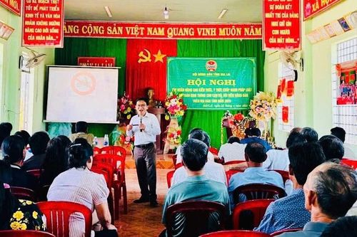 Đức Cơ: 80 cán bộ, hội viên nông dân tập huấn về an toàn giao thông