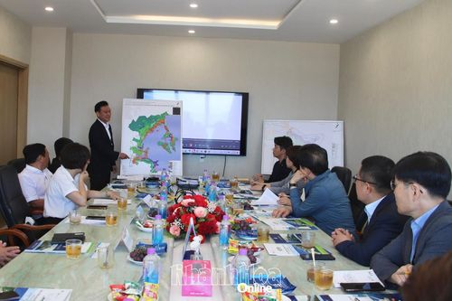 Đoàn công tác TP. Ulsan làm việc với Ban Quản lý Khu Kinh tế Vân Phong