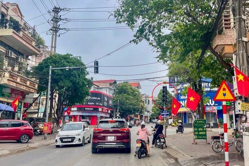Cần sớm khắc phục tình trạng mất tín hiệu đèn giao thông tại ngã tư đường Trần Phú - Bà Triệu
