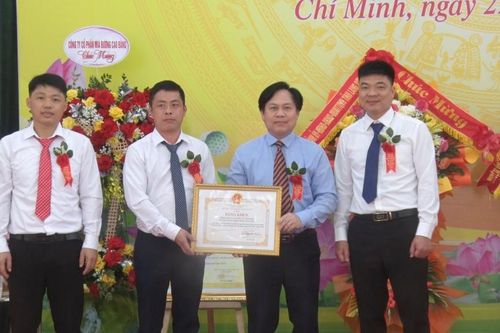 Xã Chí Minh (Tràng Định) đón Bằng công nhận đạt chuẩn nông thôn mới